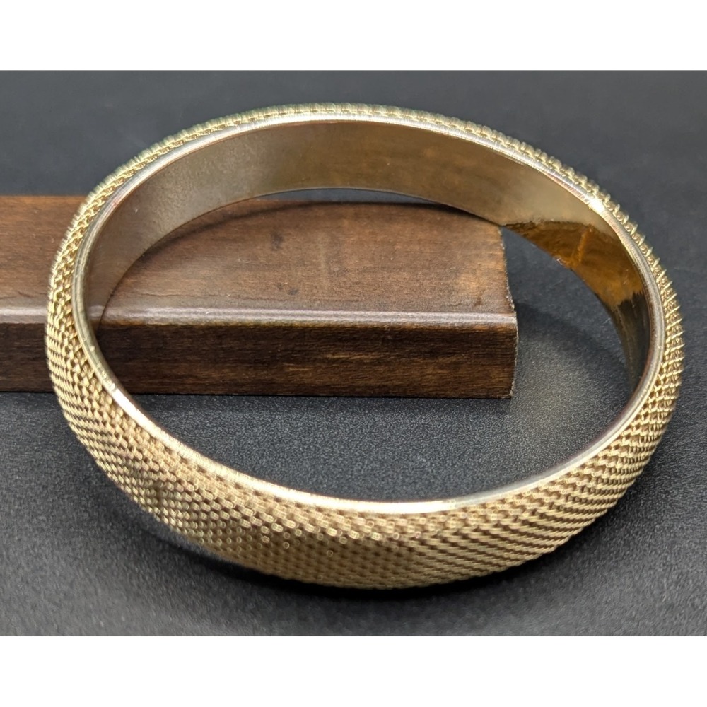 Vintage Gold Tone Mesh Bangle‎ 8"